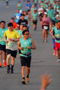 BIB: 5186, 1788, 1616
                            <button type="button" onclick="openModal(10510170)" class="btn btn-primary btn-sm float-right btn-popup" data-toggle="modal" data-target=".modal-high-quality">
                        <i class="fas fa-shopping-cart"></i> Add to Cart
                    </button>
                                            <button type="button" onclick="isThisMe(10510170, true)" class="btn btn-success btn-sm float-right btn-popup btn-isme hidden" data-toggle="tooltip" data-placement="bottom" title="นี่คือรูปของคุณใช่ไหม คลิกที่นี่เพื่อเอาเข้าอัลบั้ม">
                        <i class="fas fa-plus"></i> Add to album
                    </button>
                    <button type="button" onclick="isThisMe(10510170, false)" class="btn btn-warning btn-sm float-right btn-popup btn-isnotme hidden">
                        <i class="fas fa-ban"></i> Remove from album
                    </button>